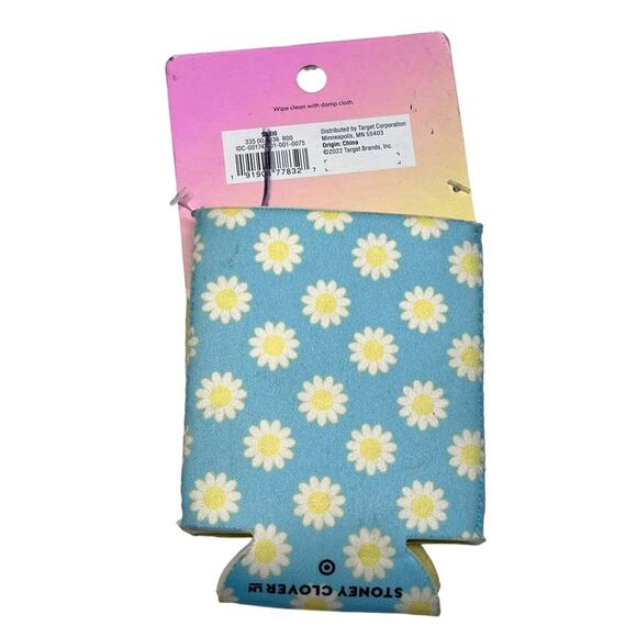Stoney Clover Lane X Target Daisy Can Sleeve Koozie NEW - Picture 2 of 3